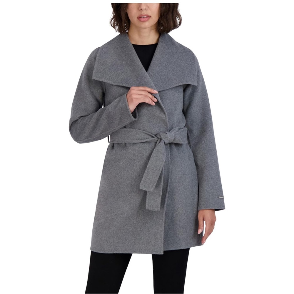 TAHARI Gray Belted Coat